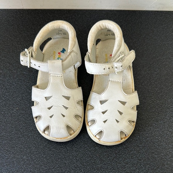 Munchkin White Sandals with Closed Toe and Adjustable Strap vintage 90’s - Picture 1 of 3